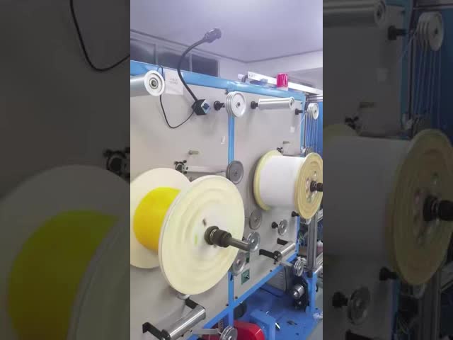 MTRJ Männliche Multimode-Optische Faser-Patch-Leitung mit individueller Länge für die Hochgeschwindigkeitsdatenübertragung