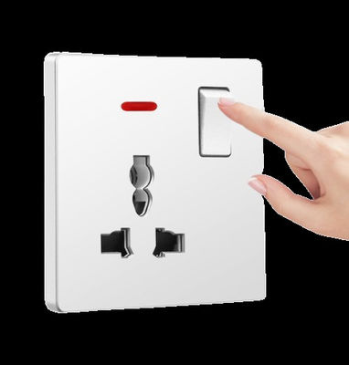 kaufen MIL-STD-810H IP68 LC/SC Steckdose mit 86*86mm Größe für optimale Leistung online manufacture