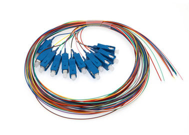 kaufen Kundenspezifisches Faser-Optikzopf Sc/E2000/FC-/St.-Verbindungsstück 0.9mm 12 Farben verkabeln online manufacture