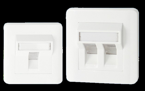 40Gbps Backbones Upgrade CAT7-Socket-Installation auf dem Wallplate-Switch für das Schnellnetzwerk