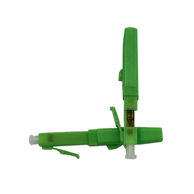 Glasfaser-Patchkabel mit LC-Stecker ISO9001 ROHS-zertifiziert 12 Fasern OM3 für FTTA-Lösungen mit ≥1000-facher Haltbarkeit und ≤0,2 dB Einfügedämpfung