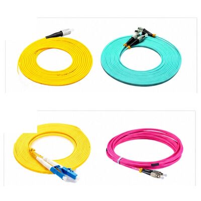 ISO CE RoHS-zertifizierter Simplex-Faseroptik-Pigtail mit SC LC-Anschluss und OS2 G652D SM-Faser